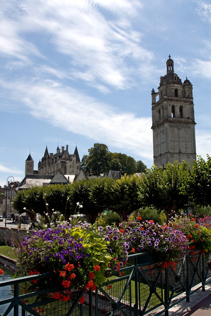 loches frankrijk france Indre-et-Loire indre loire kasteel chateau erfgoed abdij kerk